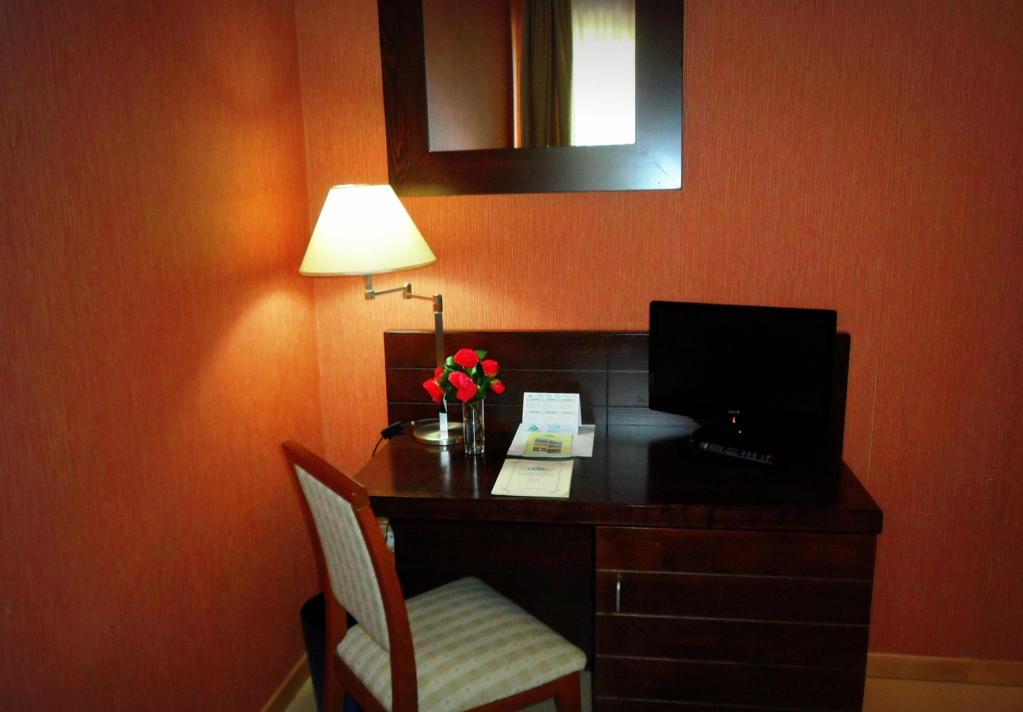 Hotel Diecimare Cava deʼ Tirreni Buitenkant foto