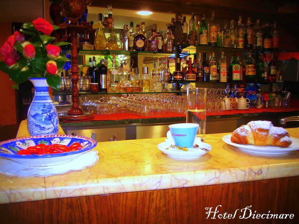 Hotel Diecimare Cava deʼ Tirreni Buitenkant foto