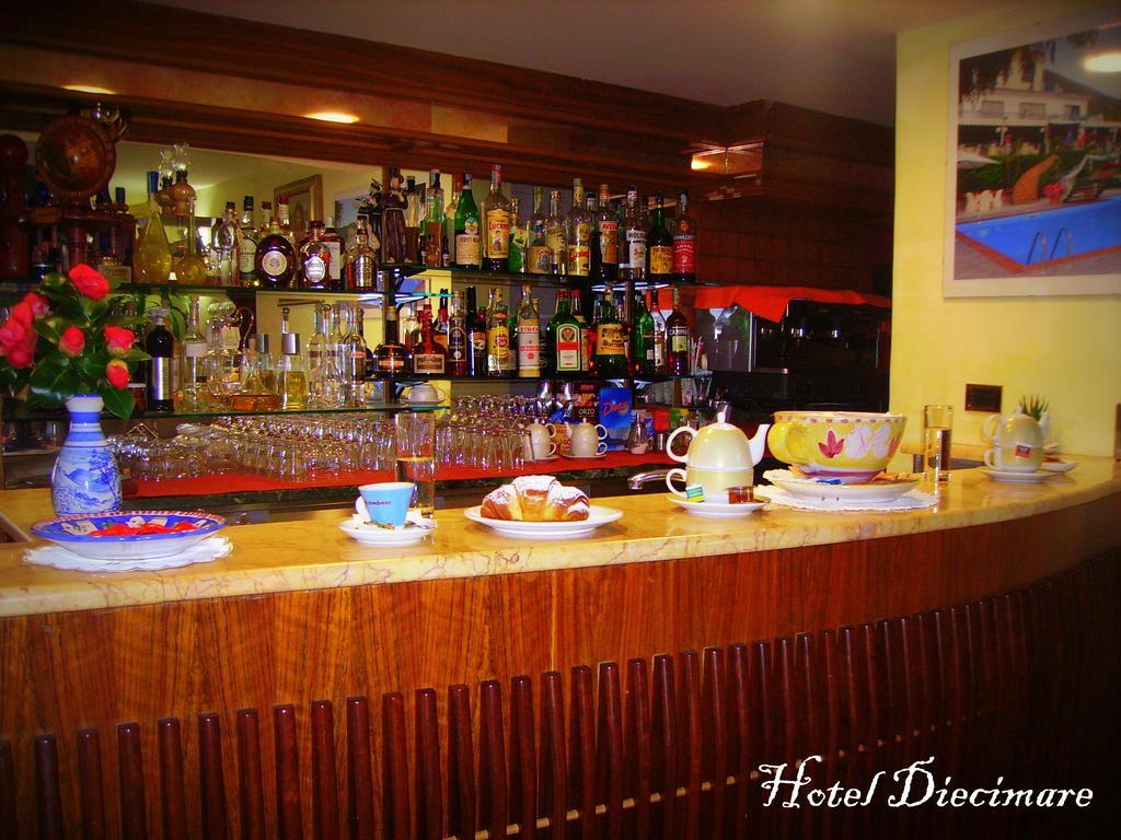 Hotel Diecimare Cava deʼ Tirreni Buitenkant foto