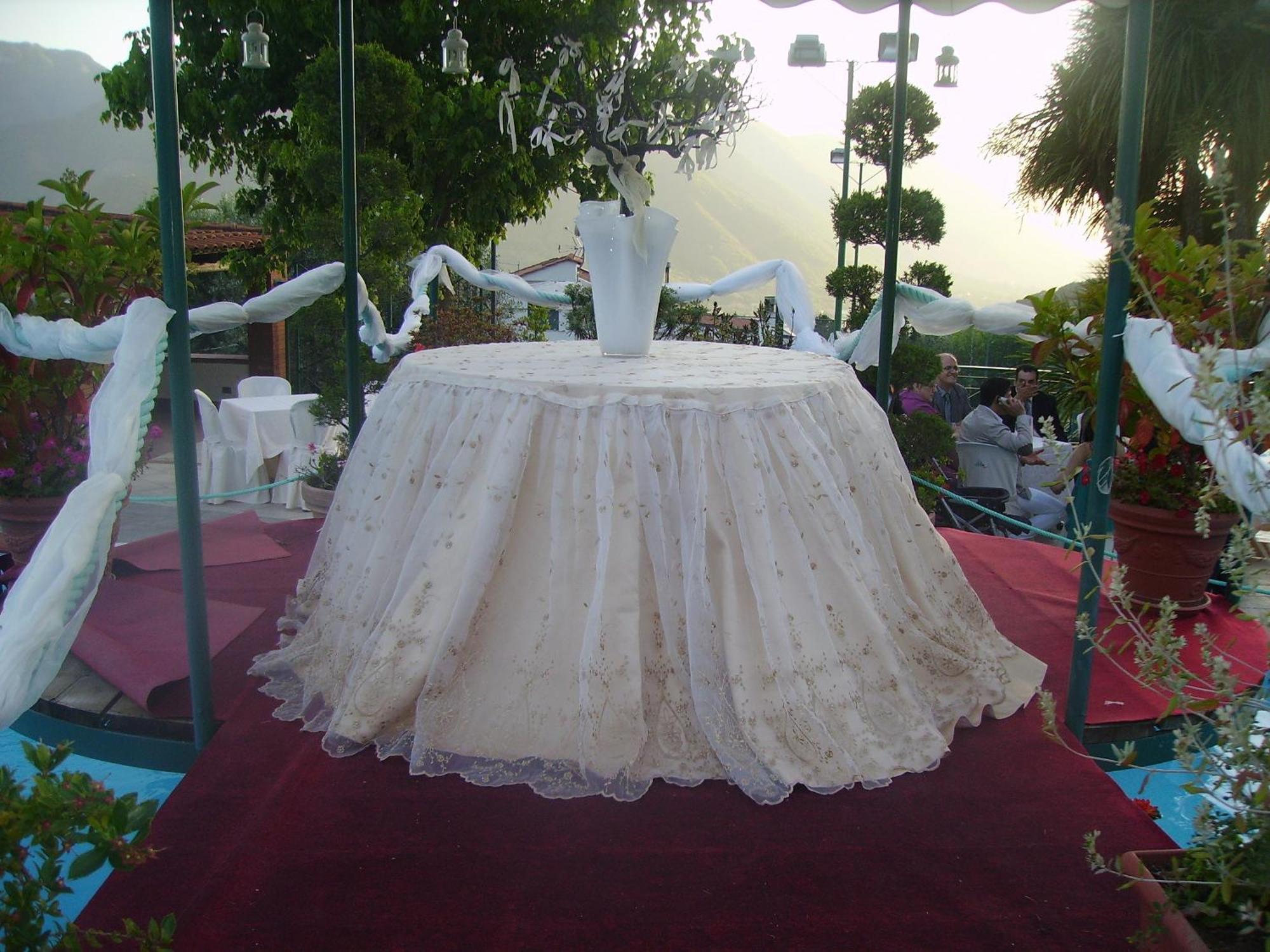 Hotel Diecimare Cava deʼ Tirreni Buitenkant foto