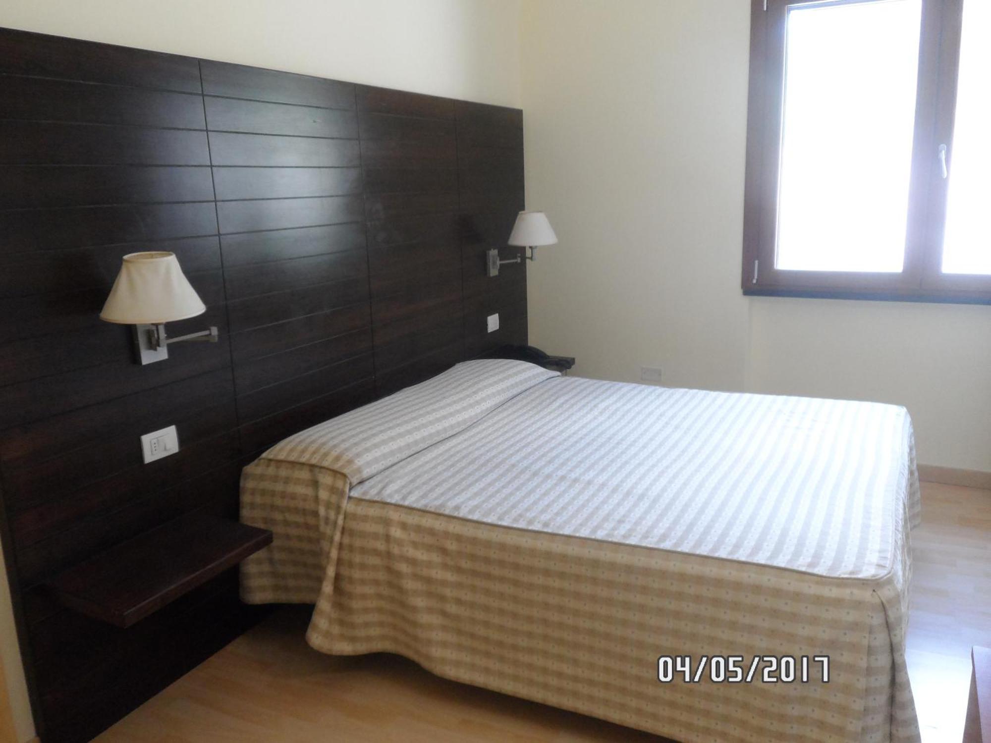 Hotel Diecimare Cava deʼ Tirreni Buitenkant foto