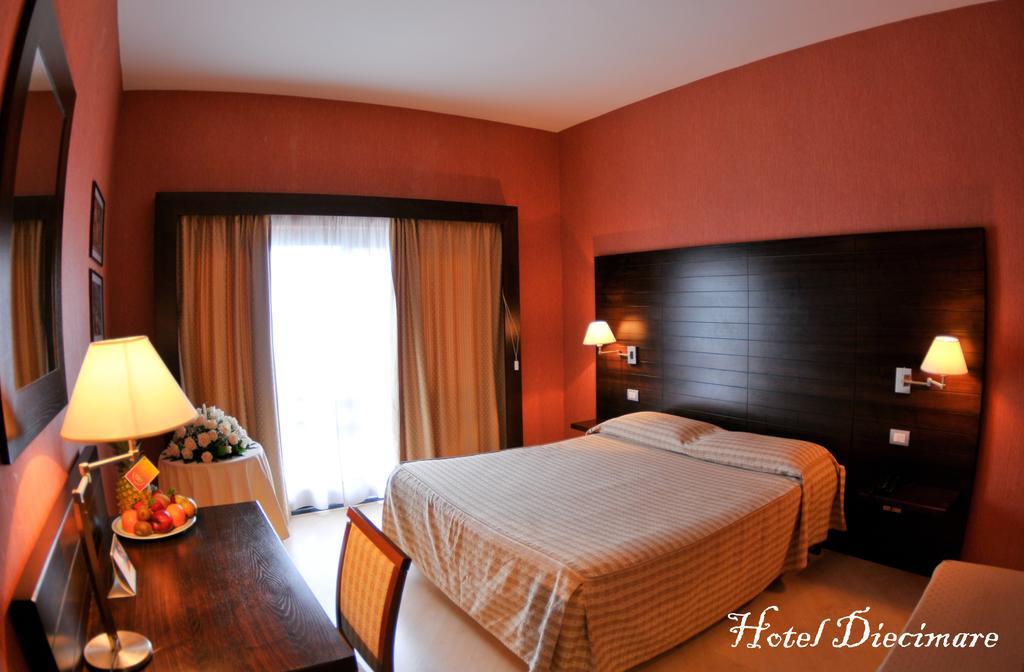Hotel Diecimare Cava deʼ Tirreni Buitenkant foto