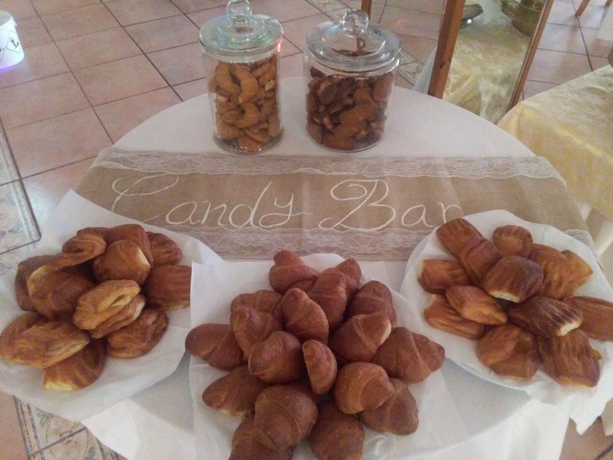 Hotel Diecimare Cava deʼ Tirreni Buitenkant foto